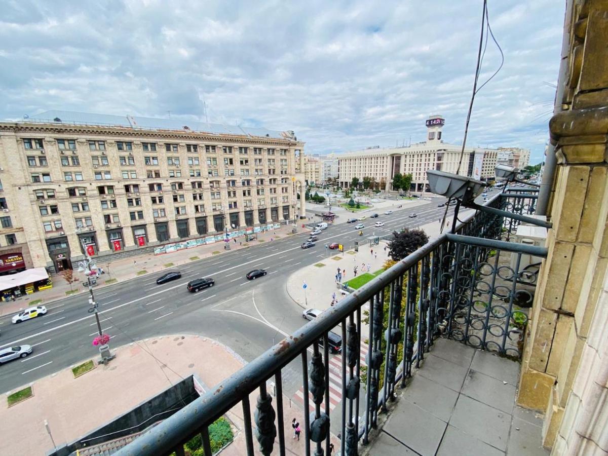 Amazing View Of Independence Square Apartment Kyiv Exterior photo